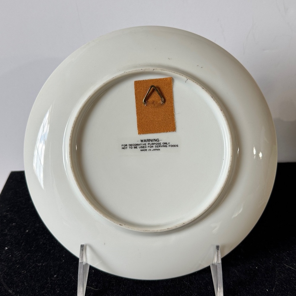 Vintage 1975 Nevco “Bavaria” Wall Plate 7 1/4” Made In Japan - Picture 4 of 4